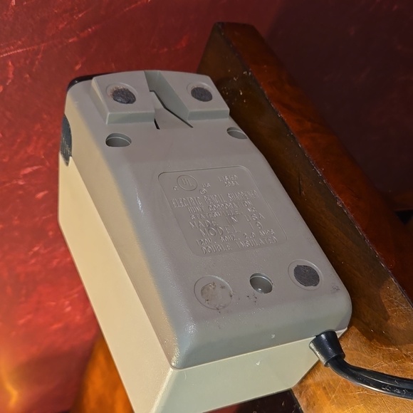 Vintage Boston Electric Pencil Sharpener 296A Model 19 - TESTED Made In USA - Picture 8 of 10